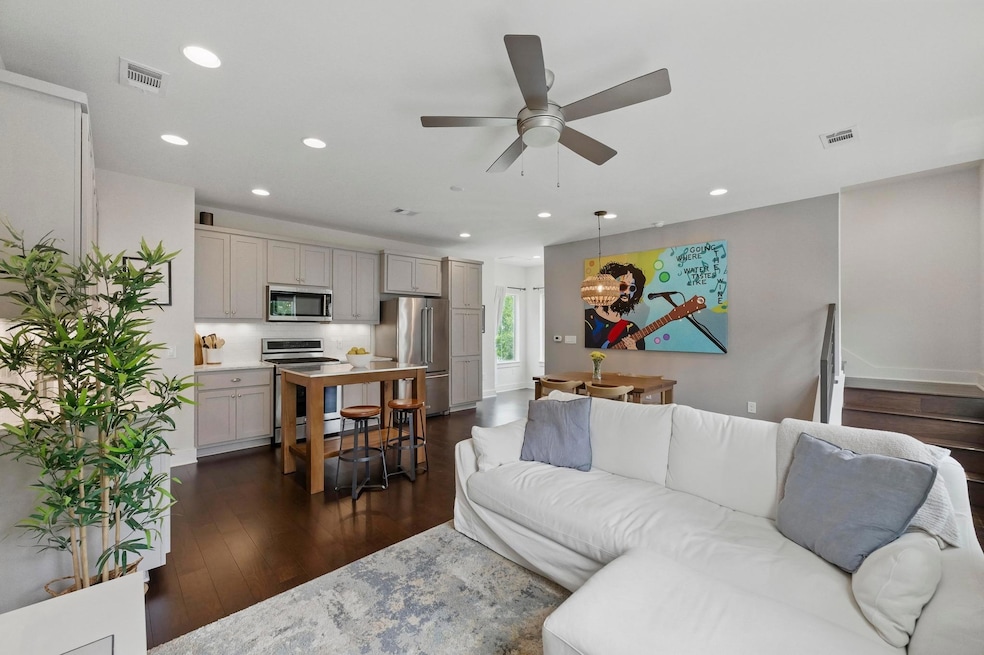 Living area featuring recessed lighting, ceiling 