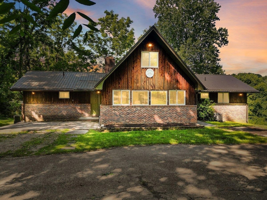 For Sale $650,000 • Co-Listing Agent