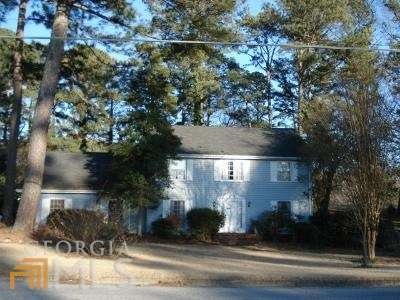 3570 Clubhouse Ln SE, Conyers, GA 30094 - photo 1