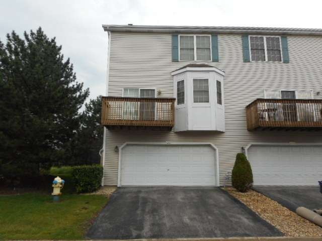 5227 Stoneridge Ct unit 1, Matteson, IL 60443 - photo 1