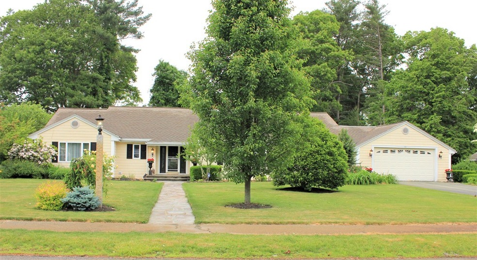 51 Country Club Dr, Brockton, MA 02301 - photo 1