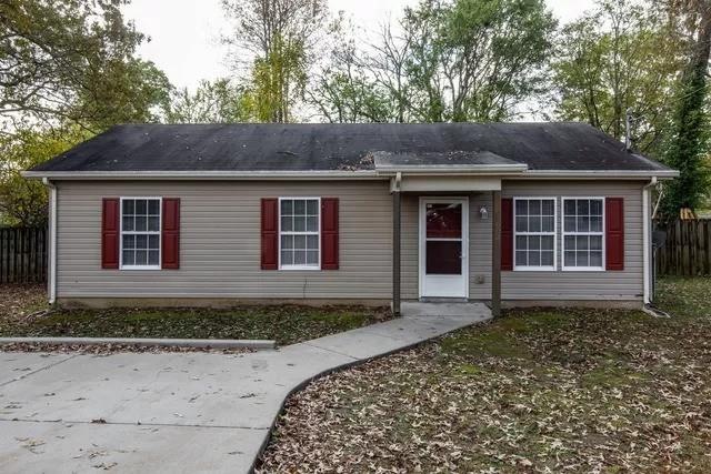 603 W 3rd St, Dickson, TN 37055 - photo 1