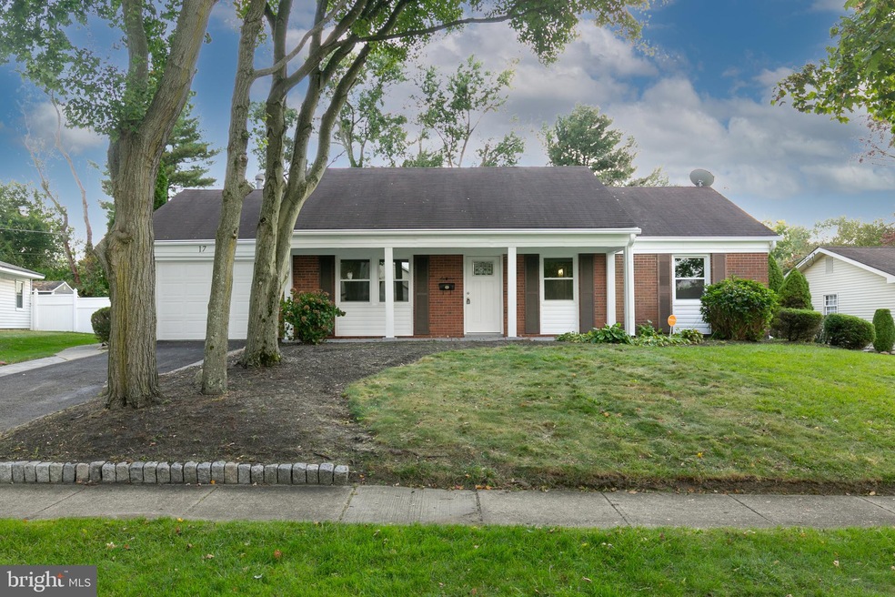 17 Topeka Pass, Willingboro, NJ 08046 - photo 1