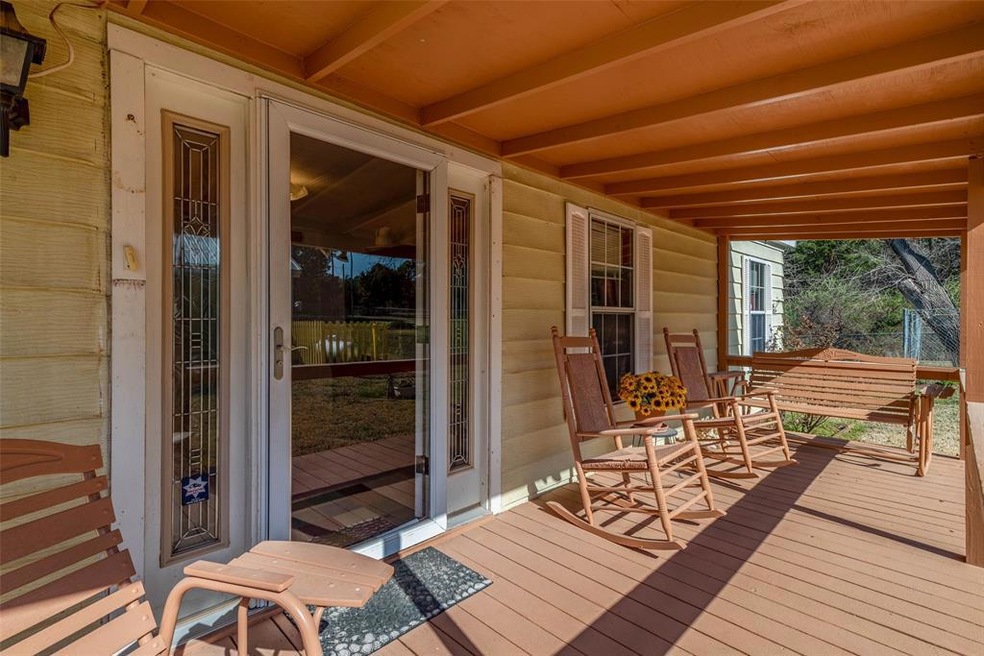 759 Paradise Cove Rd, Pottsboro, TX 75076 - photo 1