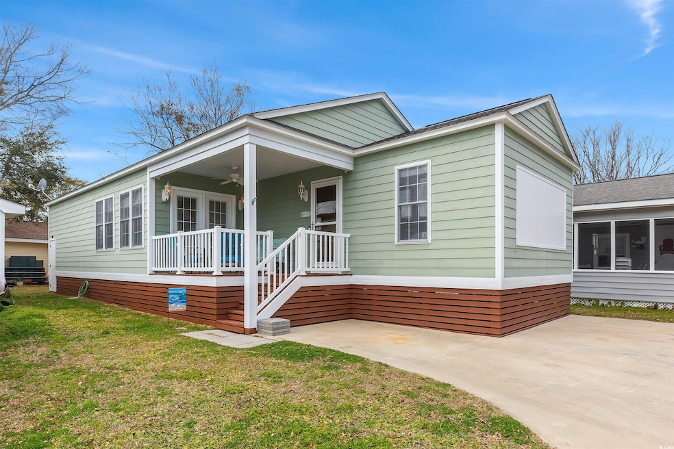 Manufactured / mobile home with covered porch, cei