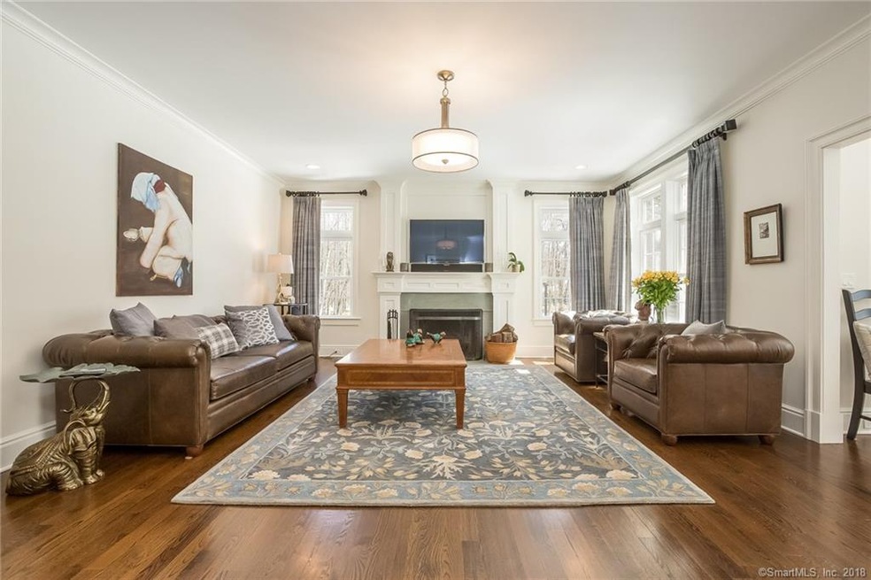 81 West Ln, Ridgefield, CT 06877 - photo 1