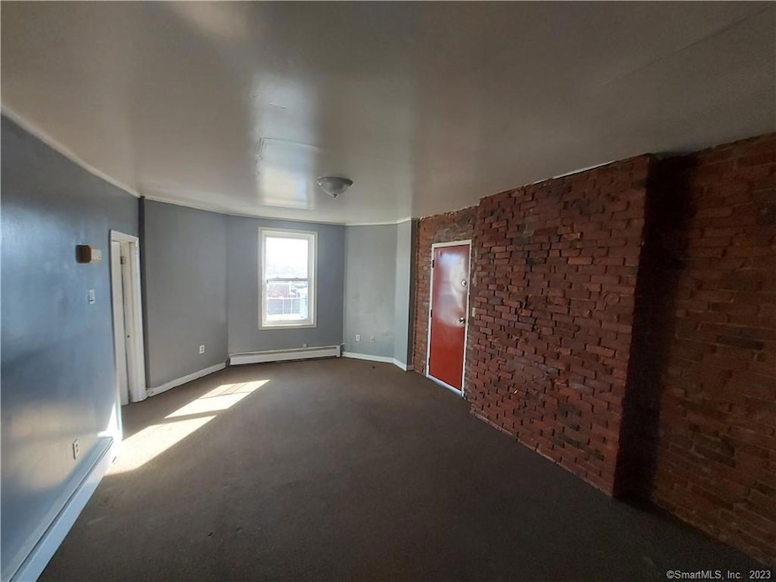 114 Mather St unit 3E, Hartford, CT 06120 - photo 1