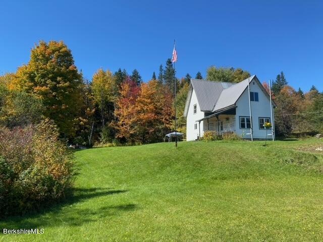 39 G B Dr, Readsboro, VT 05350 - photo 1