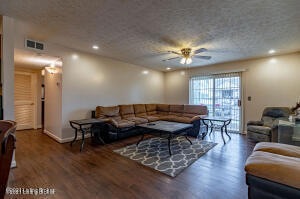 173 Central Blvd unit 21, Mount Washington, KY 40047 - photo 1