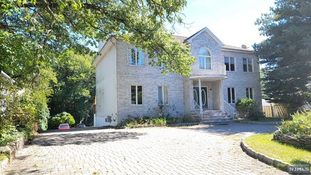 92 Forest Ave, Paramus, NJ 07652 - photo 1