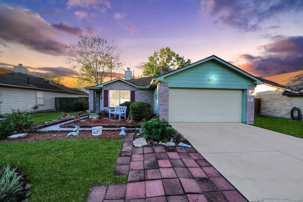 20403 Blue Juniper Dr, Katy, TX 77449 - photo 1