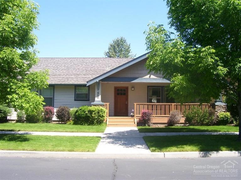 1643 NW Hickory Place, Redmond, OR 97756 - photo 1