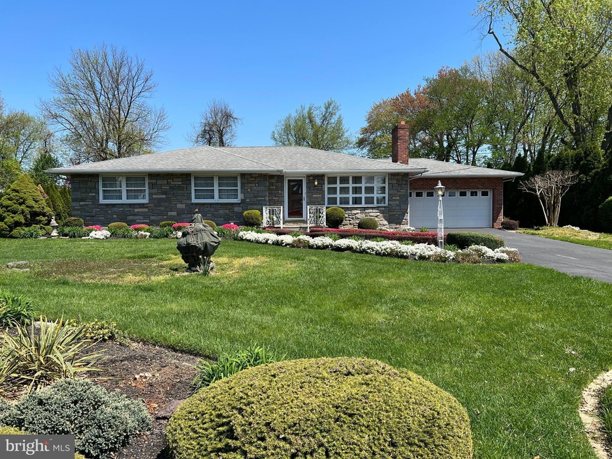 4803A Shepard St, Brookhaven, PA 19015 - photo 1