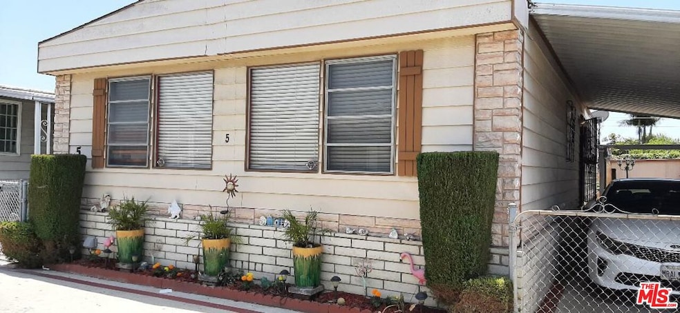 1911 W 156th St unit 5, Compton, CA 90220 - photo 1