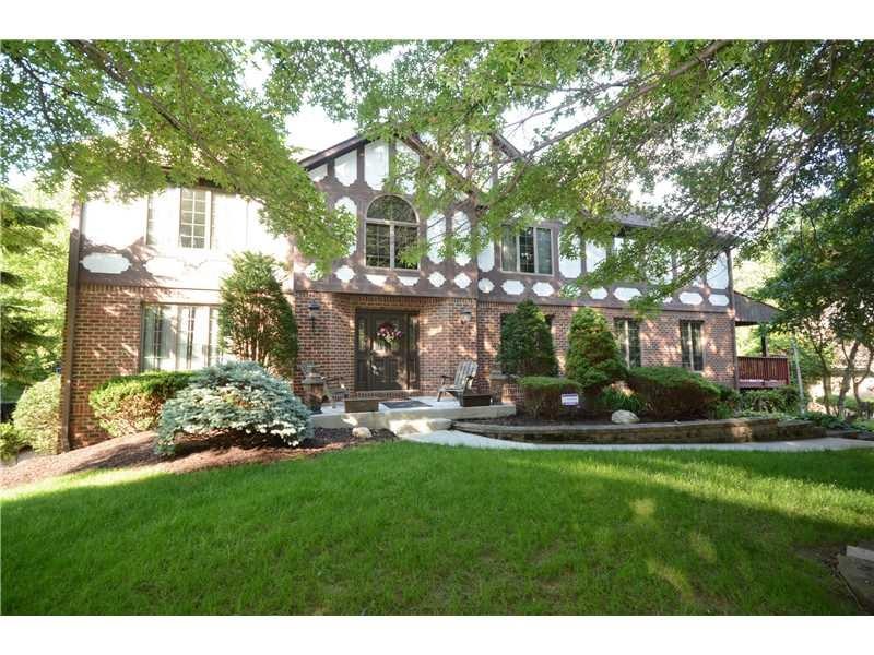 Exterior Front. A SOUGHT AFTER SIDEWALK NEIGHBORHO