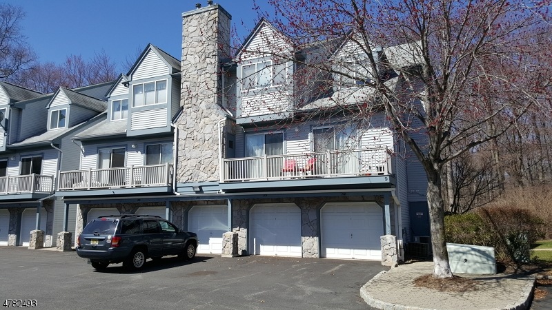 204 Woods Edge Dr unit 204, Succasunna, NJ 07876 - photo 1