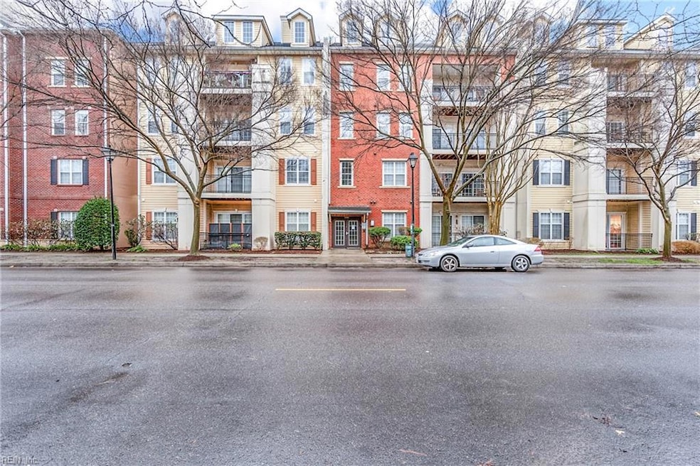 The Row at Ghent unit 117, Norfolk, VA 23510 - photo 1