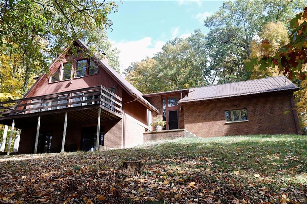 18 Hillcrest Dr, Little Hocking, OH 45742 MLS 4467221