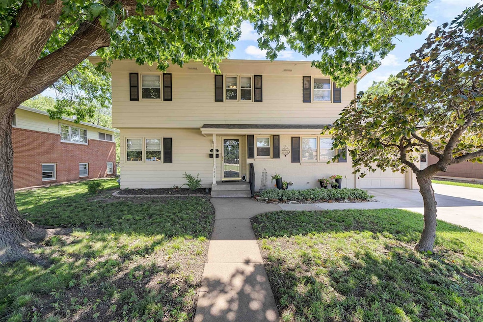 Pending $245,000 • Co-Listing Agent