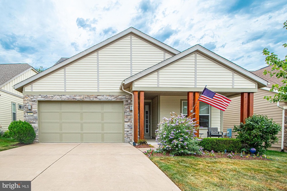 117 Towhee Dr, Lake Frederick, VA 22630 - photo 1