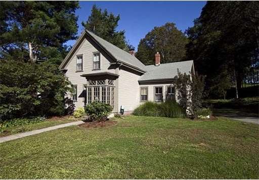 87 Rockland Place, Newton Upper Falls, MA 02464 - photo 1