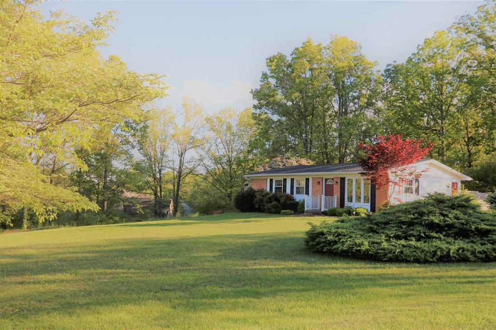 34 Swartz Ln, Waynesboro, VA 22980 - photo 1