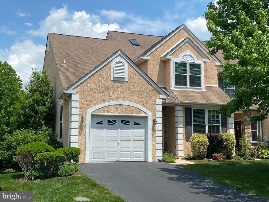 68 Wheatsheaf Ln unit 68, Norristown, PA 19403 - photo 1