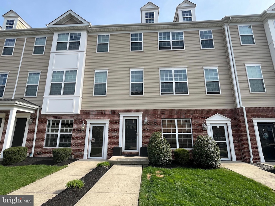 12 Canal Crossing unit 228, Burlington, NJ 08016 - photo 1
