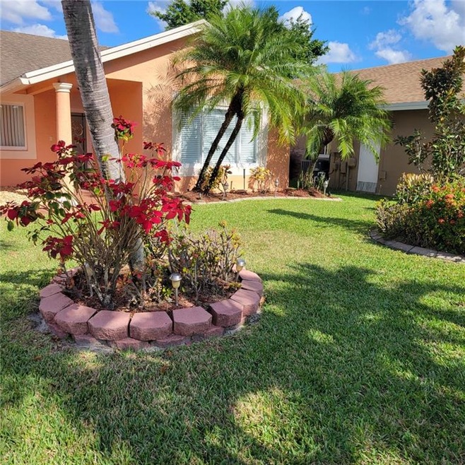 10201 SW 15th Place, Davie, FL 33324 - photo 1