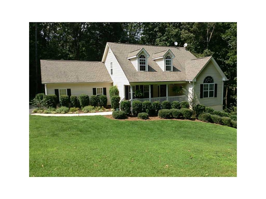 Exterior Front. 211 White Oak Lane