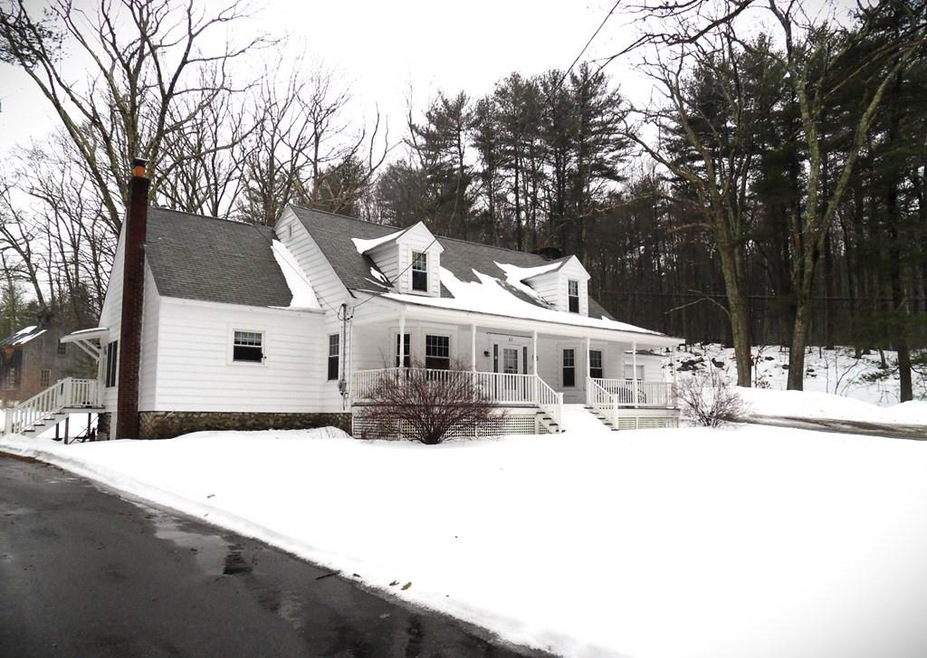 63 Maple St, Douglas, MA 01516 - photo 1