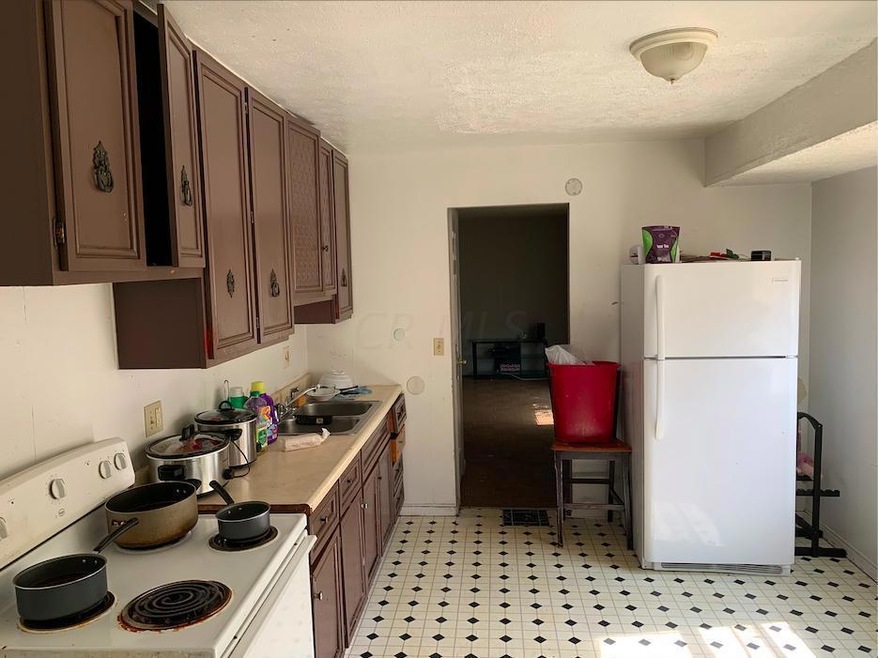 2592 Milverton Way, Columbus, OH 43224 - photo 1