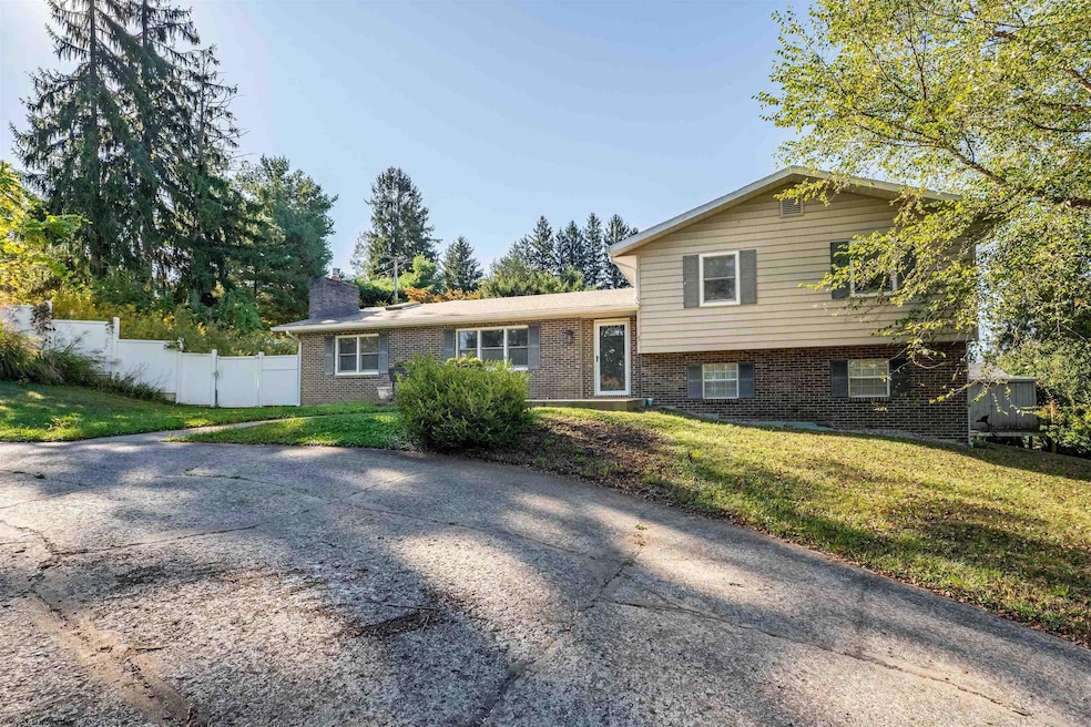 Under Contract $374,900