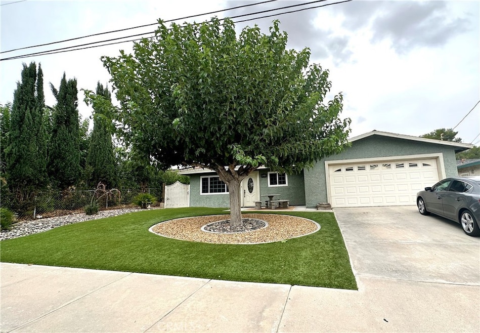 16284 Molino Dr, Victorville, CA 92395 - photo 1