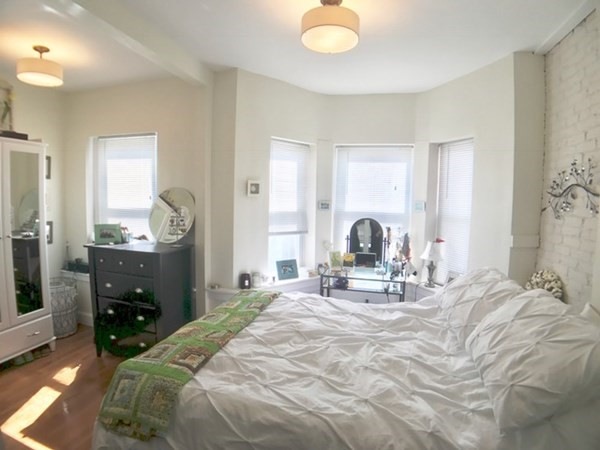 352 E 8th St unit 2, Boston, MA 02127 - photo 1