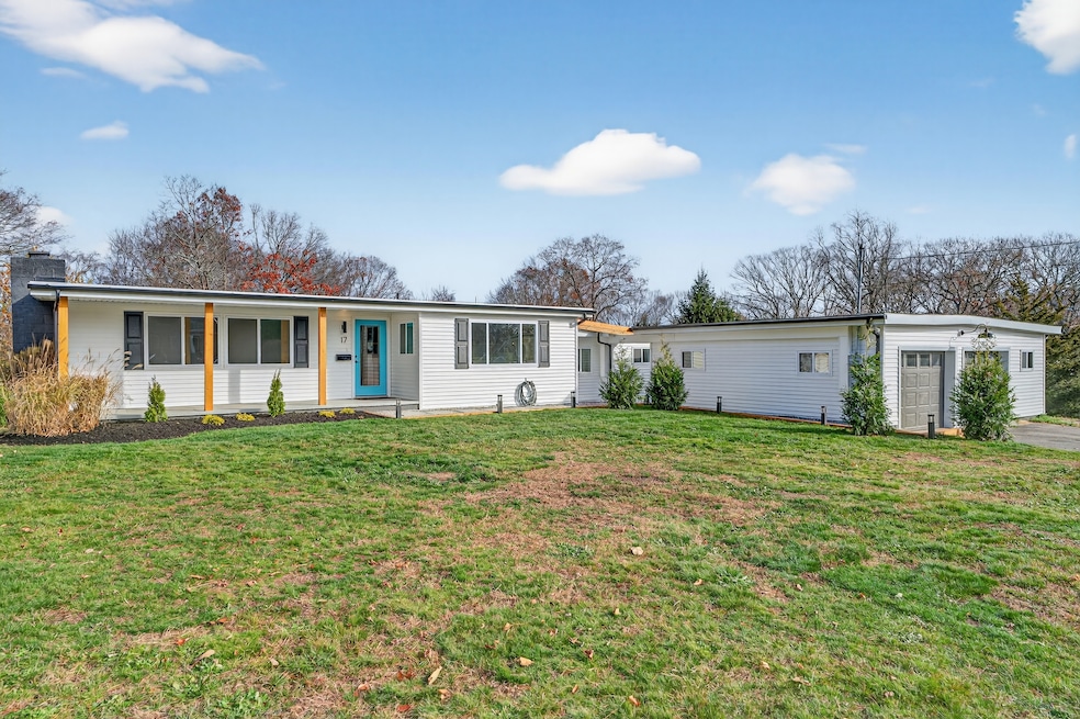 17 Lamphere Rd, Mystic, CT 06355 - photo 1