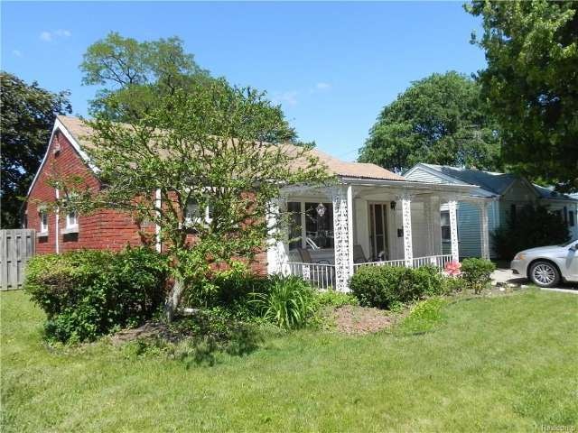 26123 Nagel St, Roseville, MI 48066 - photo 1