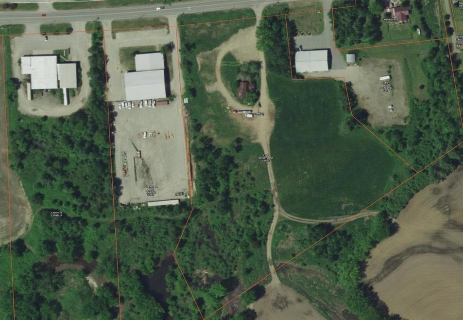 000 Bridge St, Lancaster, NH 03584 - photo 1