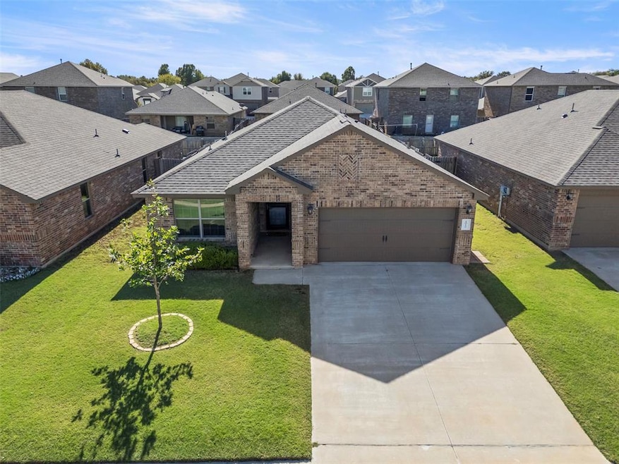 Pending $227,000 • Co-Listing Agent