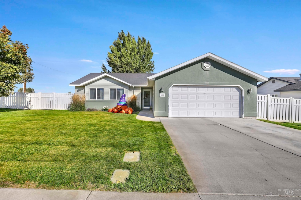 Pending $320,000 • Co-Listing Agent