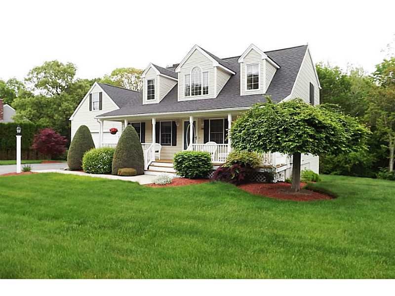 184 Tara Ln, Woonsocket, RI 02895 - photo 1