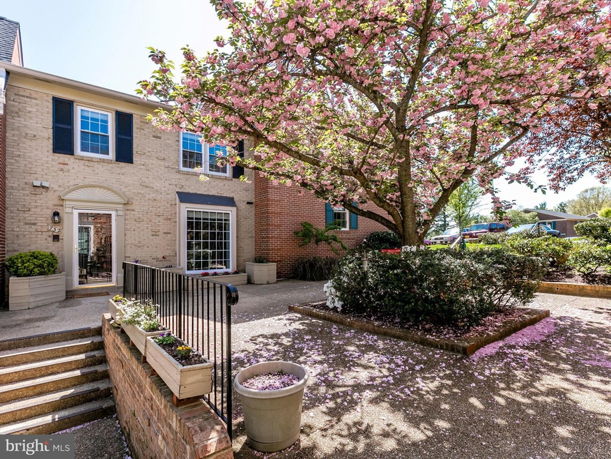 732 N Armistead St, Alexandria, VA 22312 - photo 1