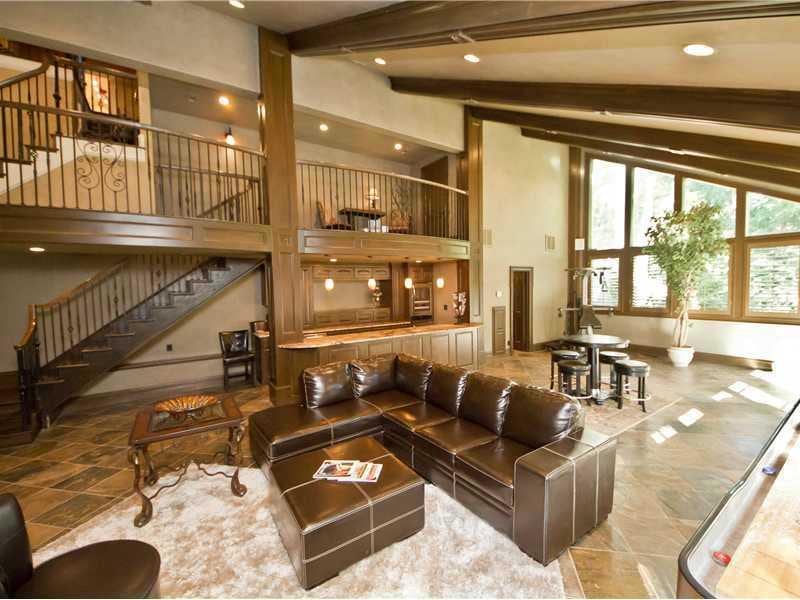 Den/Family/Great Room. HUGE Family Room with Bar, Vaulted Ceiling, Custom Windows for Natural Light. GREAT for ENTERTAINING