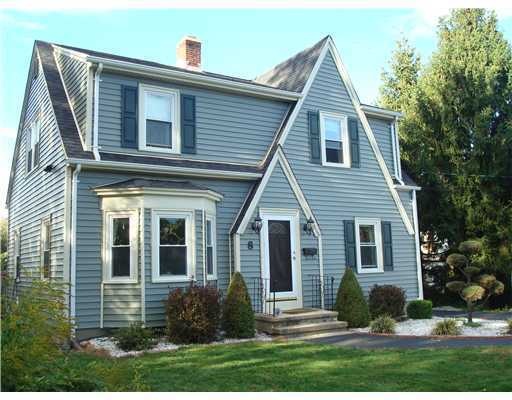 8 City View Pkwy, Johnston, RI 02919 - photo 1