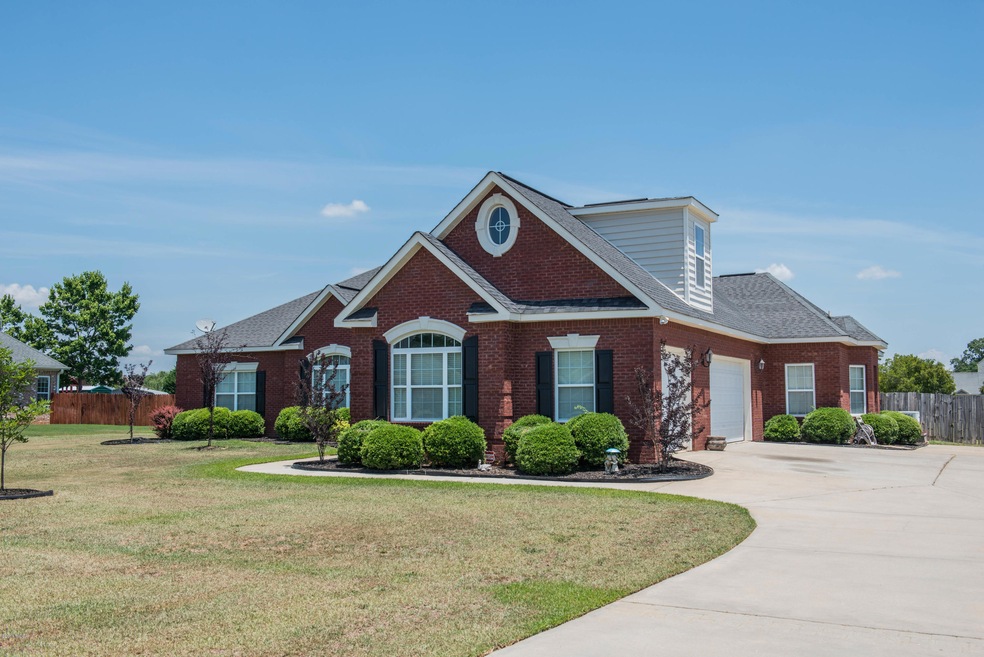 309 Jw Edwards Dr, Byron, GA 31008 - photo 1