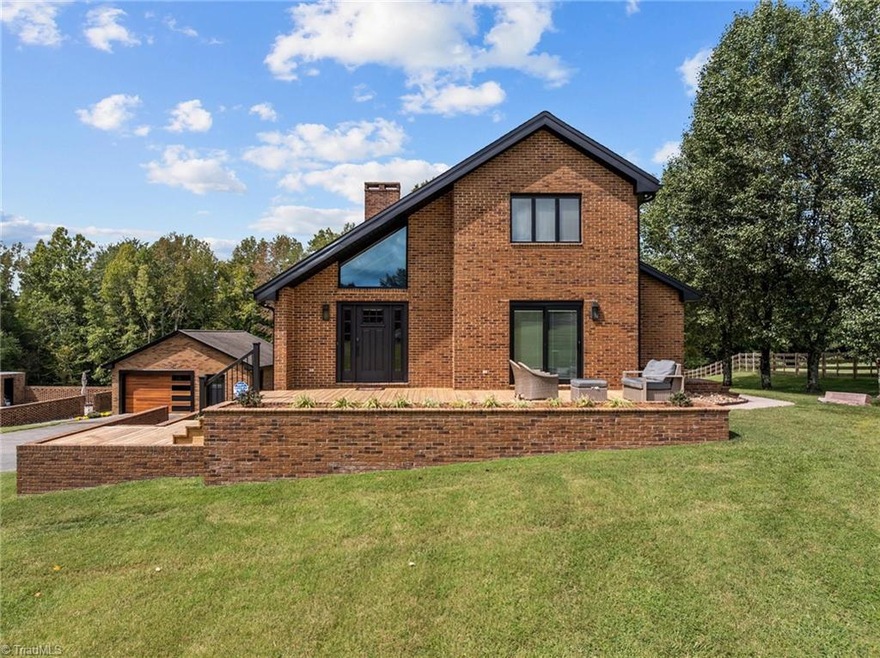 Sold $450,000 • Co-Listing Agent