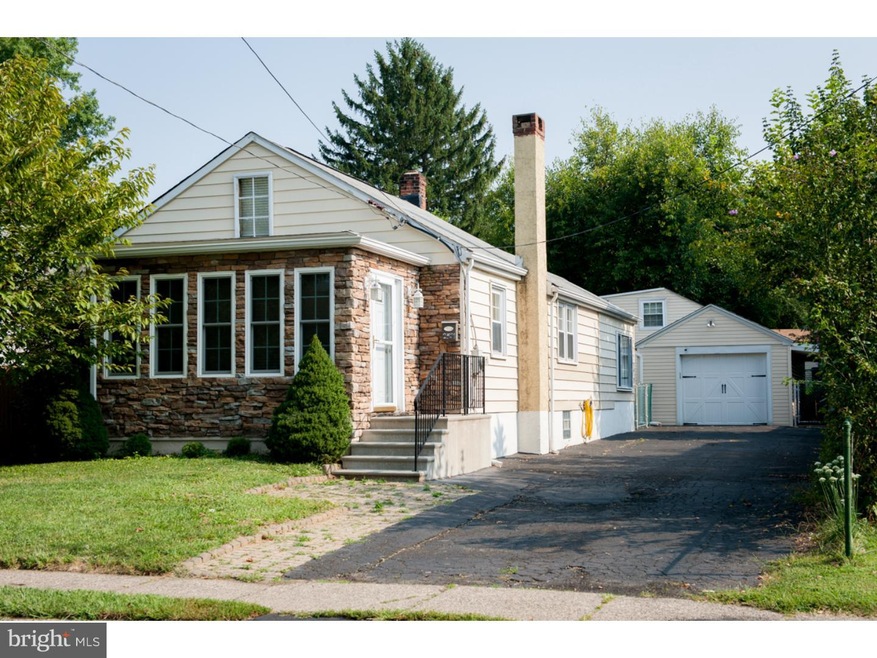 2521 Woodland Rd, Abington, PA 19001 - photo 1