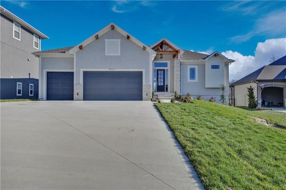 9867 Saddletop, Lenexa, KS 66227 - photo 1