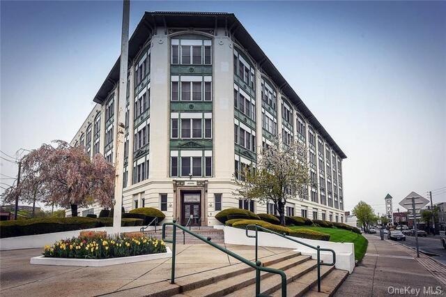 The Landmark unit 303, Port Chester, NY 10573 - photo 1