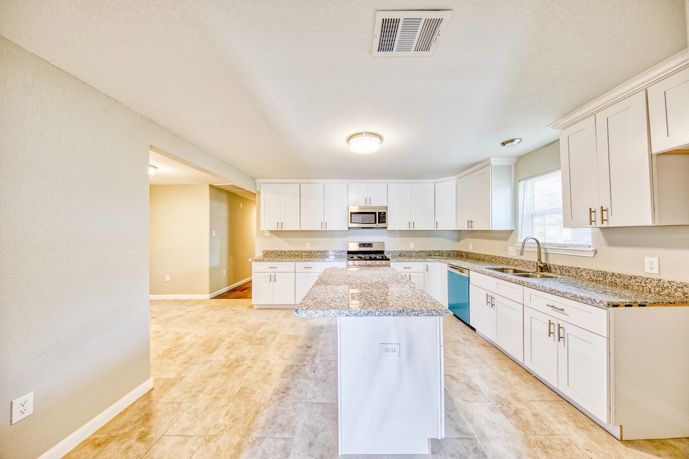 4609 Evella St, Houston, TX 77026 - photo 1